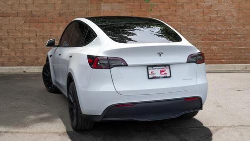 2024 Tesla Model Y Long Range Dual Motor All-Wheel Drive