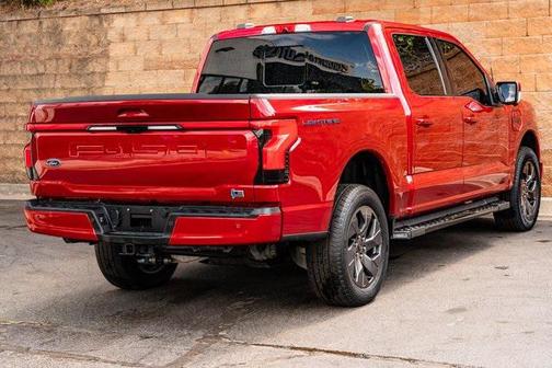 2022 Ford F-150 Lightning LARIAT