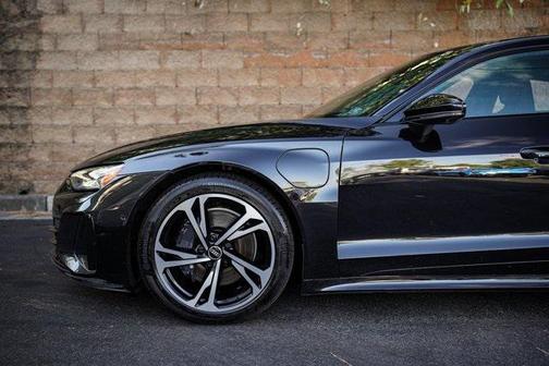 2022 Audi e-tron GT Prestige