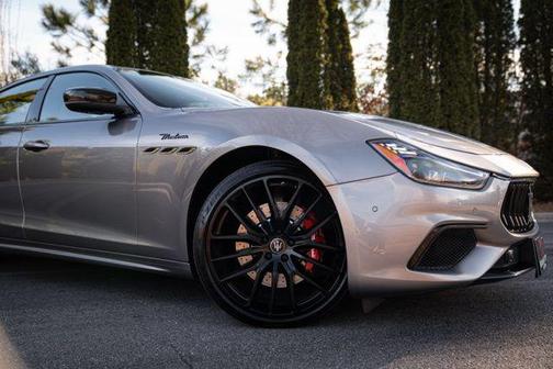 2022 Maserati Ghibli Modena