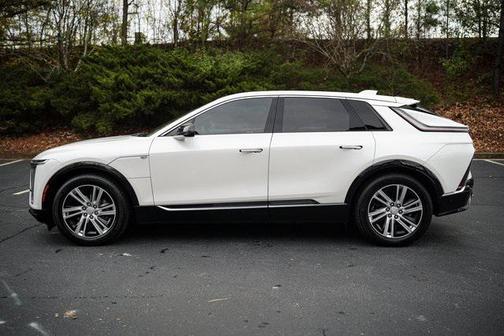 2024 Cadillac LYRIQ Tech