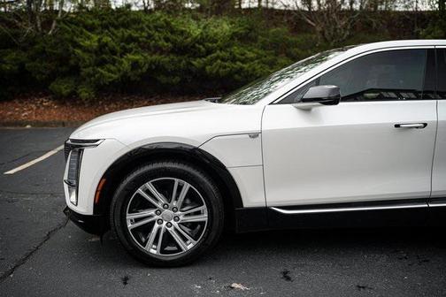 2024 Cadillac LYRIQ Tech