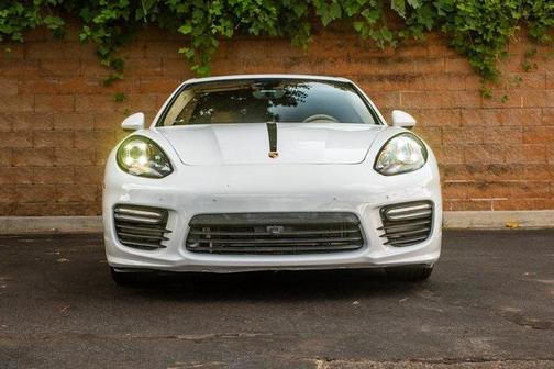 2014 Porsche Panamera GTS