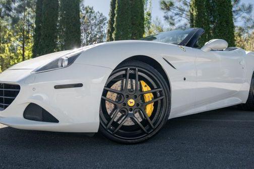 2016 Ferrari California T