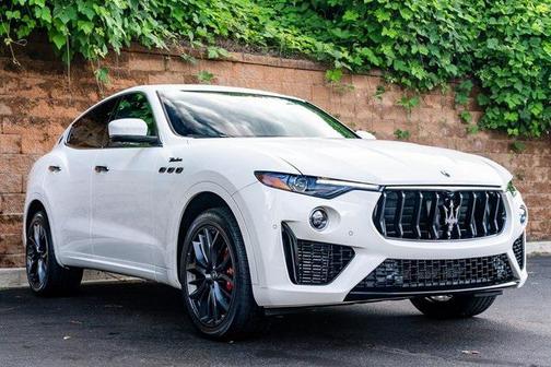 2022 Maserati Levante Modena