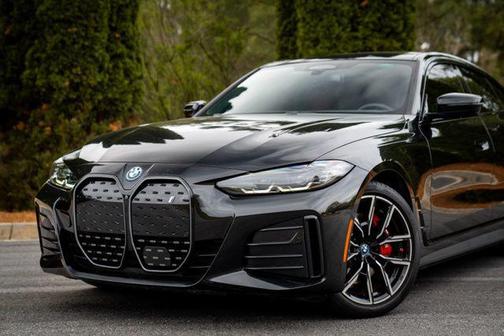 Black Sapphire Metallic 2023 BMW i4 Gran Coupe eDrive40