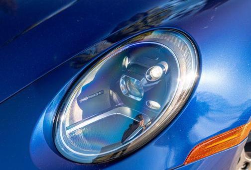 2021 Porsche 911 Carrera