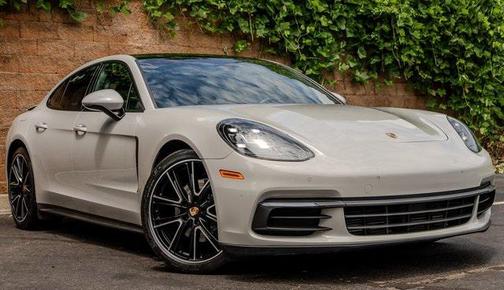 2020 Porsche Panamera Base