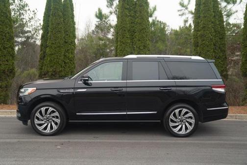 2023 Lincoln Navigator Reserve
