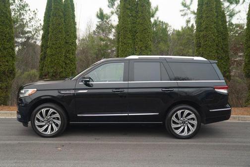 2023 Lincoln Navigator Reserve
