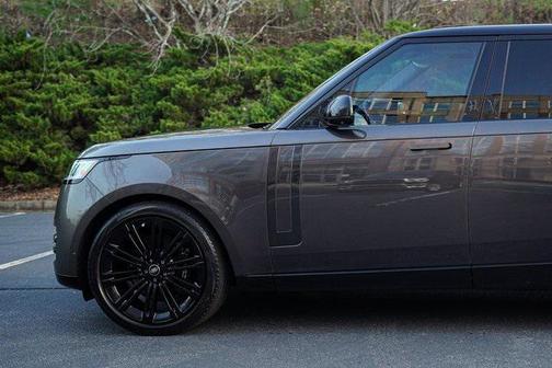 2022 Land Rover Range Rover First Edition