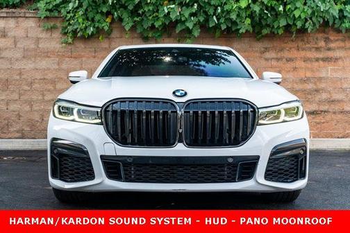 2022 BMW 740 i xDrive