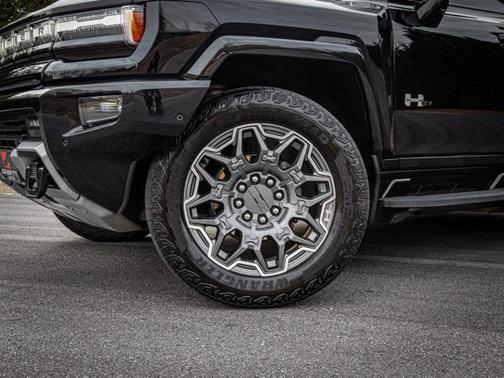 2024 GMC HUMMER EV SUV 2X