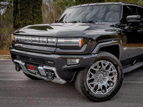 2024 GMC HUMMER EV SUV 2X