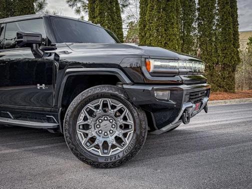 2024 GMC HUMMER EV SUV 2X