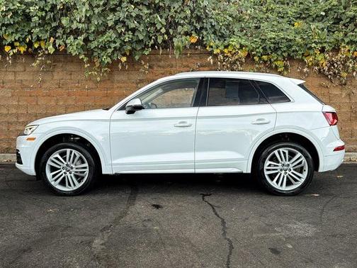 2018 Audi Q5 2.0T Tech Premium
