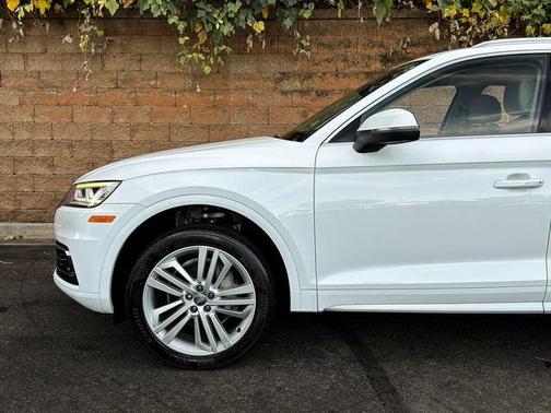 2018 Audi Q5 2.0T Tech Premium