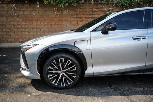 2023 Lexus RZ 450e Luxury