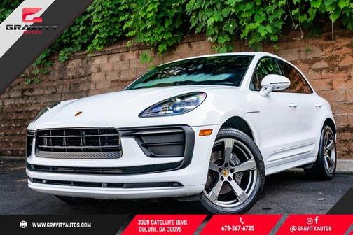 2022 Porsche Macan Base