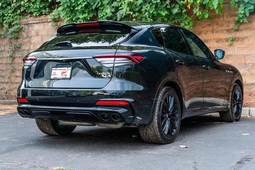 2022 Maserati Levante Modena S