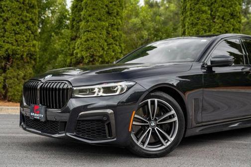 Carbon Black Metallic 2021 BMW 740 xDrive
