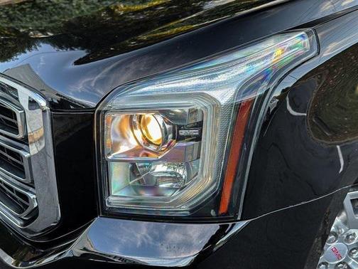 2020 GMC Yukon SLT