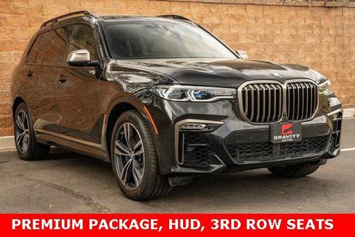2022 BMW X7 M50i