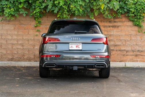 2022 Audi Q5 45 S line Premium Plus