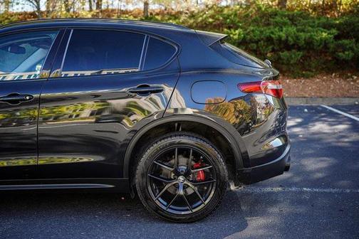 2020 Alfa Romeo Stelvio Base