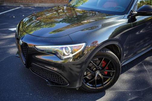 2020 Alfa Romeo Stelvio Base