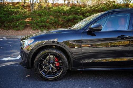 2020 Alfa Romeo Stelvio Base