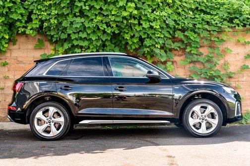 2023 Audi Q5 45 S line Premium Plus