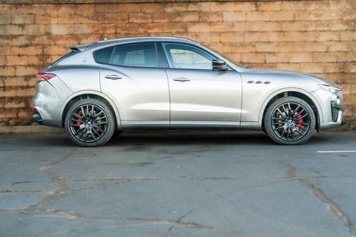 2021 Maserati Levante Base