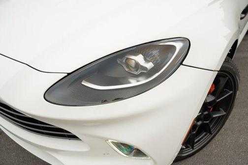 2022 Aston Martin DBX Base