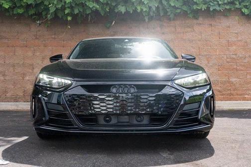 2022 Audi RS e-tron GT quattro