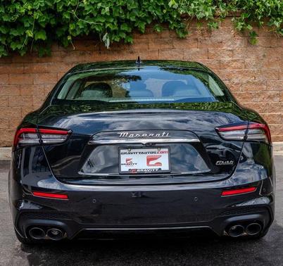 2022 Maserati Ghibli Modena