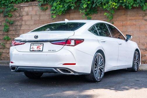 2022 Lexus ES 350 Base