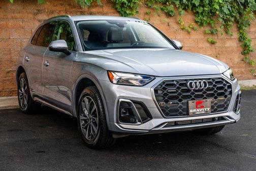 2023 Audi Q5 45 S line Premium
