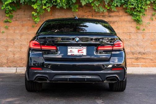 2023 BMW 540 i