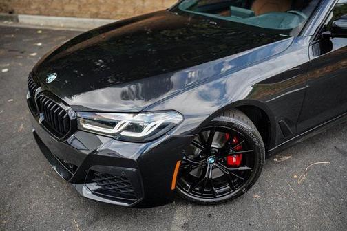 2023 BMW 540 i