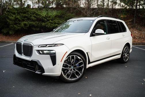 2023 BMW X7 xDrive40i