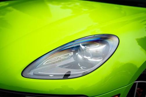 2022 Porsche Macan S