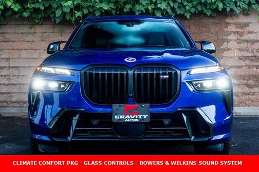 2023 BMW X7 M60i