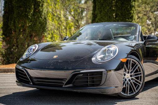 2019 Porsche 911 Carrera