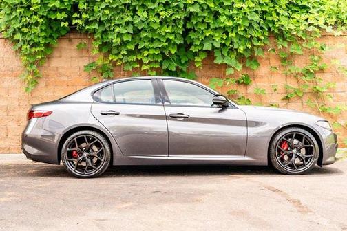 2022 Alfa Romeo Giulia Ti