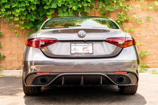 2022 Alfa Romeo Giulia Ti