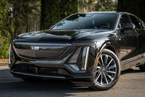 Stellar Black Metallic 2024 Cadillac LYRIQ Tech