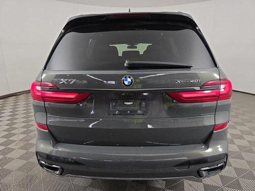 2022 BMW X7 xDrive40i