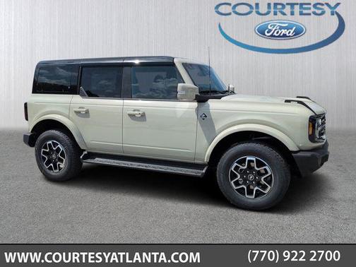 2025 Ford Bronco Outer Banks