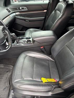 WHITE PLATINUM MET TRI-COAT 2017 Ford Explorer Limited